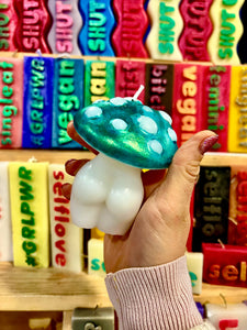  mushroom candle, fungi decor, candlelight ambiance, nature-inspired decor, unique candles, home fragrance, organic candles, handmade candles, eco-friendly decor, rustic candles, fungal art, artisanal candles, botanical candles, whimsical decor, sustainable living, natural elements, cozy atmosphere, earthy decor, woodland vibes, decorative candles