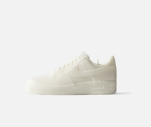 Unique and detailed Nike Air Force 1 Candle, a sneaker-shaped decorative sculpture candle. Crafted with precision, this high-quality candle adds a touch of urban flair to any space. Ideal gift for him, perfect for the holiday season. Limited stock availabl