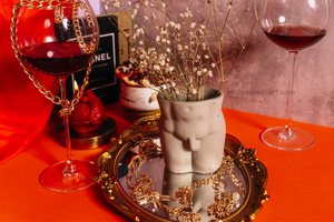 Modern Chic / Decorative Accessory / Whimsical Charm / Trendy Interior / Quirky Style / Bold Aesthetics / Fashionable Home Decor / Eclectic Glamour / Expressive Design / Avant-Garde Vessel / Eye-Catching Form / Seductive Décor / Body-Inspired Art / Refined Craftsmanship / Luxury Living / Bespoke Creation / Conversation Starter 
