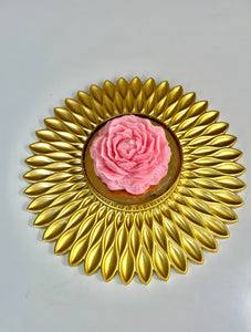 Flower Candle, Floral Decor, Scented Candle, Aromatic Home Fragrance, Botanical Wax, Decorative Candle, Blooming Floral, Nature-inspired Decor, Romantic Candlelight, Blossom-themed Candle, Elegant Flower Design, Hand-poured Candle, Unique Floral Arrangement, Fragrant Bloom Candle, Artisan Crafted Wax, Floral Scented Home Accents, Botanic Atmosphere, Petal-shaped Candle, Luxury Flower Candles, Modern Floral Elegance