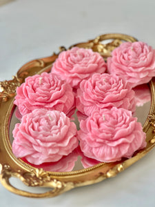 Flower Candle, Floral Decor, Scented Candle, Aromatic Home Fragrance, Botanical Wax, Decorative Candle, Blooming Floral, Nature-inspired Decor, Romantic Candlelight, Blossom-themed Candle, Elegant Flower Design, Hand-poured Candle, Unique Floral Arrangement, Fragrant Bloom Candle, Artisan Crafted Wax, Floral Scented Home Accents, Botanic Atmosphere, Petal-shaped Candle, Luxury Flower Candles, Modern Floral Elegance
