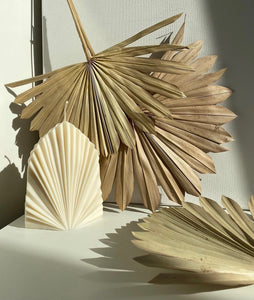 palm leaf, candle, eco-friendly, sustainable, natural, decor, tropical, handmade, organic, green, relaxation, ambiance, home decor, vegan, renewable, biodegradable, earthy, soothing, environment-friendly, aromatic, wedding, candle, ceremony, gift,unity, love, romance, decoration, centerpiece, marriage, celebration, vow, ritual, symbol, flame, bride, groom, decor, ambient, light, special day