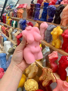 Transgender Bust Candle / Male-to-Female Trans Representation / Empowering Trans Femininity / LGBTQ+ Pride Sculpture / Inclusive Home Decor / Gender Expression Celebration / Trans Rights Advocate / Feminine Beauty Symbol / Diverse Gender Identity / Queer Art Statement / Unique LGBTQ Gift / Pride Candle Sculpture / Trans Inclusivity