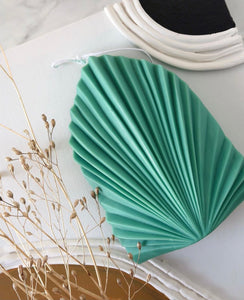 palm leaf, candle, eco-friendly, sustainable, natural, decor, tropical, handmade, organic, green, relaxation, ambiance, home decor, vegan, renewable, biodegradable, earthy, soothing, environment-friendly, aromatic, wedding, candle, ceremony, gift,unity, love, romance, decoration, centerpiece, marriage, celebration, vow, ritual, symbol, flame, bride, groom, decor, ambient, light, special day
