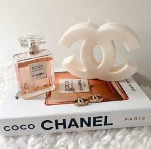 CocoChanel, Candle, LuxuryHomeDecor, DesignerScent, ChanelStyle, HighEndDecoration, ExclusiveFragrance, FashionHouseAmbiance, SophisticatedDecor, ChicLiving, ElegantHome, ChanelHome, SignatureScent, GlamorousDecor, OpulentDesign, ChanelInterior, LuxuryLifestyle, FashionableHome, PrestigiousCandle, ModernLuxury, CoutureDecor, ChanelDecor, LavishLiving, StylishAmbiance, IconicCandle