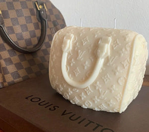 LouisVuitton, Fashion, Luxury, Designer, Style, Iconic, FrenchFashion, HighEnd, Chic, Elegance, Prestige, HauteCouture, LeatherGoods, Monogram, Accessories, FashionHouse, Sophisticated, Runway, Exclusive, TimelessDesign