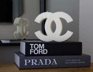 CocoChanel, Candle, LuxuryHomeDecor, DesignerScent, ChanelStyle, HighEndDecoration, ExclusiveFragrance, FashionHouseAmbiance, SophisticatedDecor, ChicLiving, ElegantHome, ChanelHome, SignatureScent, GlamorousDecor, OpulentDesign, ChanelInterior, LuxuryLifestyle, FashionableHome, PrestigiousCandle, ModernLuxury, CoutureDecor, ChanelDecor, LavishLiving, StylishAmbiance, IconicCandle