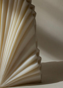 palm leaf, candle, eco-friendly, sustainable, natural, decor, tropical, handmade, organic, green, relaxation, ambiance, home decor, vegan, renewable, biodegradable, earthy, soothing, environment-friendly, aromatic, wedding, candle, ceremony, gift,unity, love, romance, decoration, centerpiece, marriage, celebration, vow, ritual, symbol, flame, bride, groom, decor, ambient, light, special day