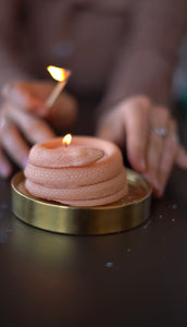  SnakeCandle, UniqueCandle, SerpentLight, TwistedWax, ReptileDecor, ExoticCandle, CurvyFlame, DecorativeSerpent, CoiledWick, UnconventionalLighting, NoveltyCandle, SerpentineGlow, SculpturalCandle, ArtisticWax, SinuousFlame, IntricateDesign, WhimsicalCandle, StylishSerpent, Eye-catchingDecor, QuirkyFlame