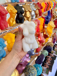 Transgender Bust Candle / Male-to-Female Trans Representation / Empowering Trans Femininity / LGBTQ+ Pride Sculpture / Inclusive Home Decor / Gender Expression Celebration / Trans Rights Advocate / Feminine Beauty Symbol / Diverse Gender Identity / Queer Art Statement / Unique LGBTQ Gift / Pride Candle Sculpture / Trans Inclusivity
