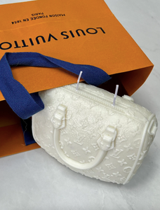 LouisVuitton, Fashion, Luxury, Designer, Style, Iconic, FrenchFashion, HighEnd, Chic, Elegance, Prestige, HauteCouture, LeatherGoods, Monogram, Accessories, FashionHouse, Sophisticated, Runway, Exclusive, TimelessDesign