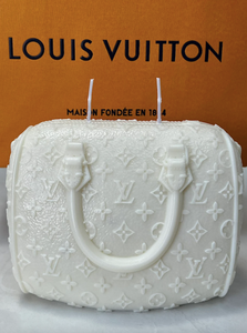 LouisVuitton, Fashion, Luxury, Designer, Style, Iconic, FrenchFashion, HighEnd, Chic, Elegance, Prestige, HauteCouture, LeatherGoods, Monogram, Accessories, FashionHouse, Sophisticated, Runway, Exclusive, TimelessDesign